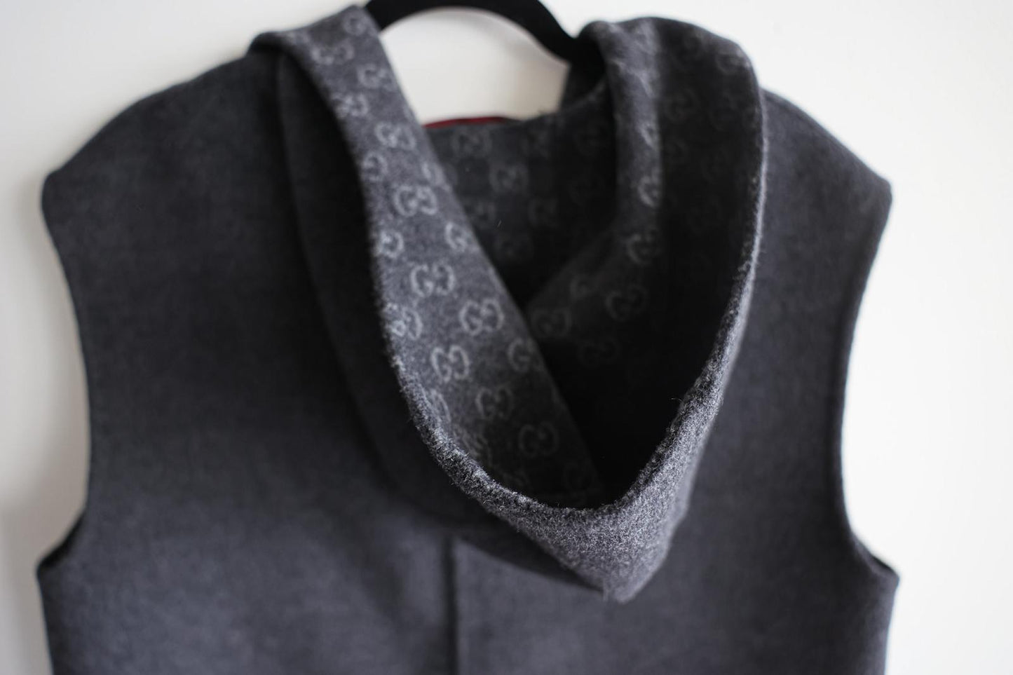 GUCCI Embroidered Wool Silk Vest