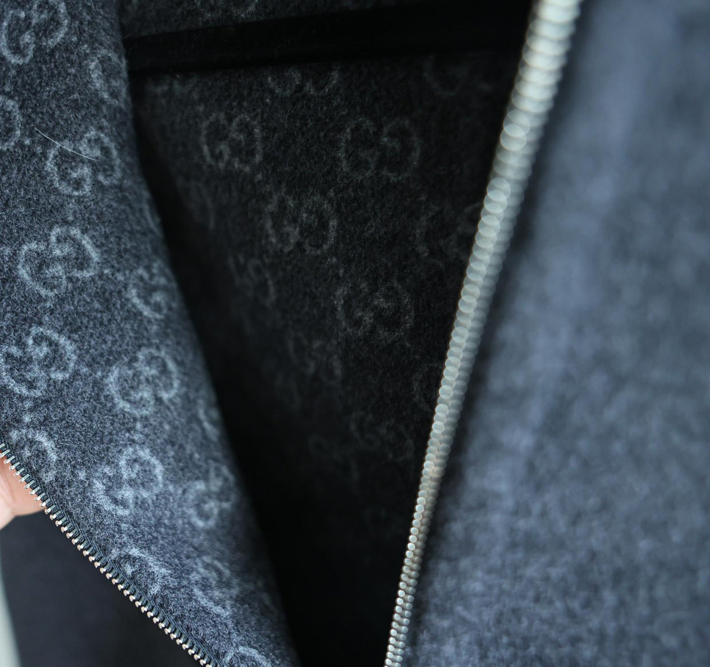 GUCCI Embroidered Wool Silk Vest