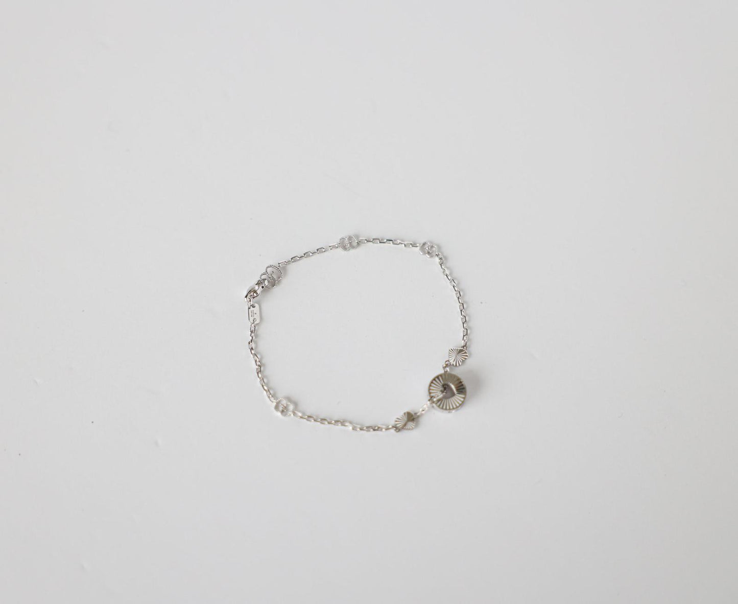 Gucci 18K White Gold Icon Heart Bracelet 7.5"