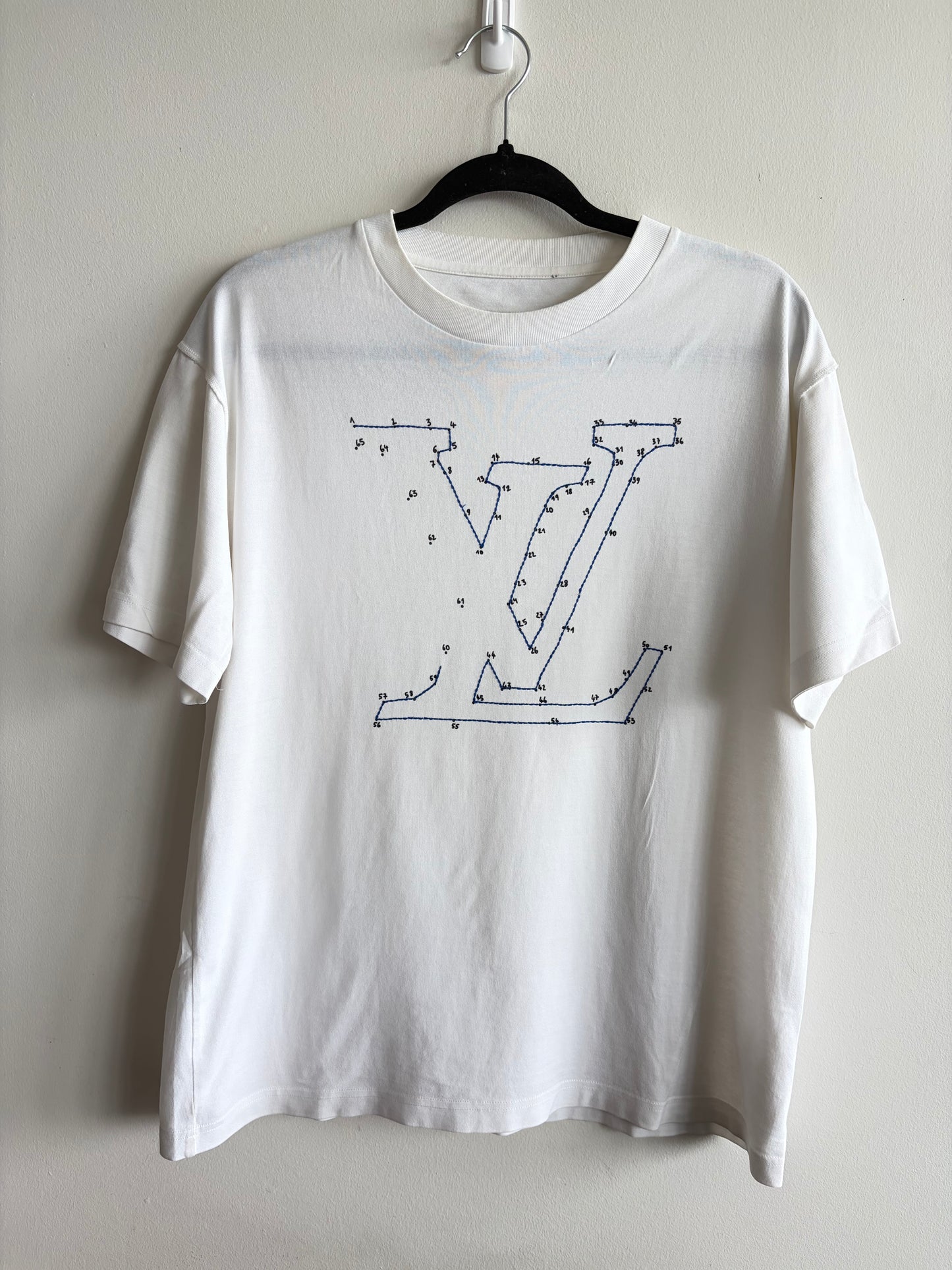 Louis Vuitton "LV Stitch" t-shirt