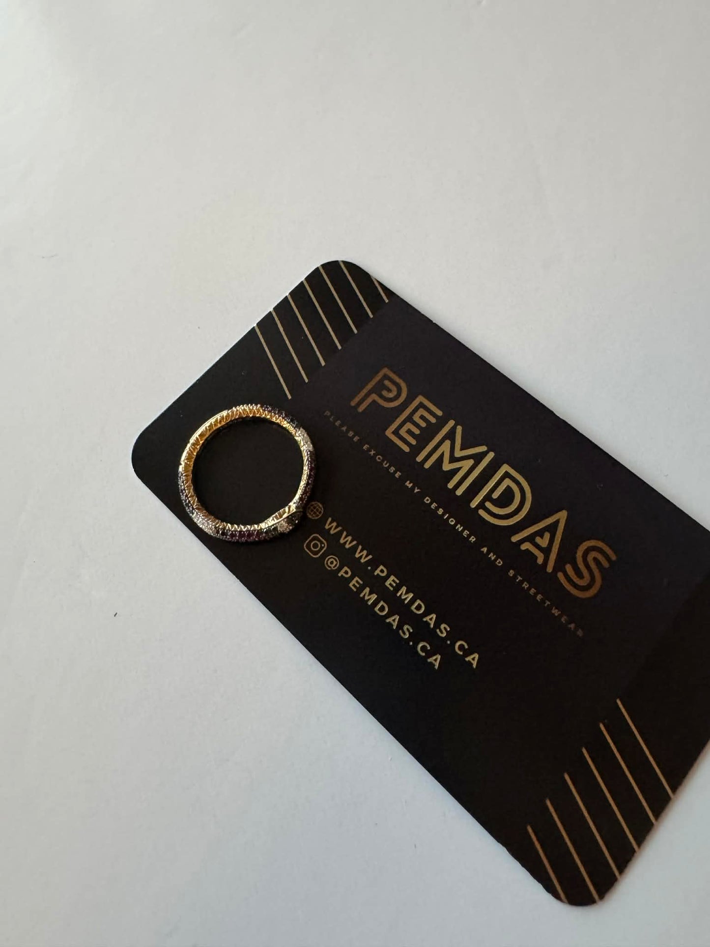 Gucci Ouroboros Ring 18K